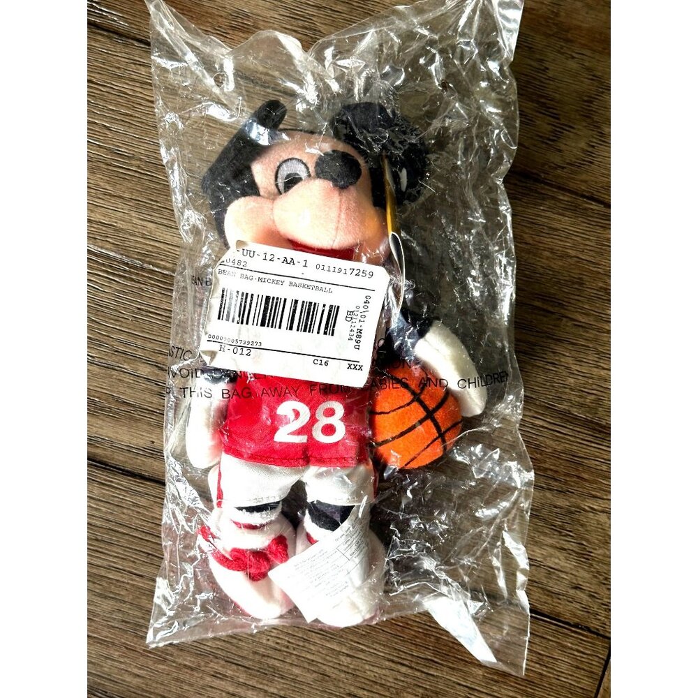 Sealed Vintage Basketball Mickey Mouse Bean Bag Plush Toy Disney‎